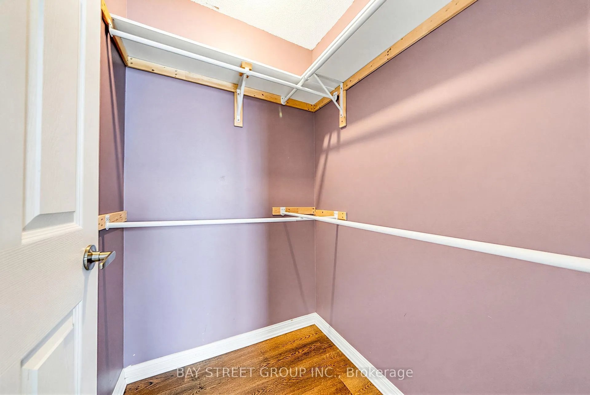 Photo 29 of 351 Ferndale Drive S, Barrie, Ardagh — HOMEH