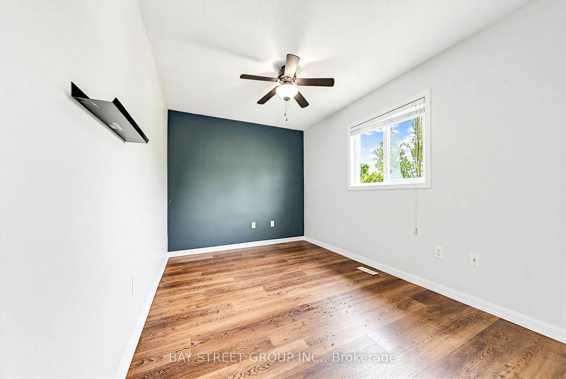 Photo 33 of 351 Ferndale Drive S, Barrie, Ardagh — HOMEH