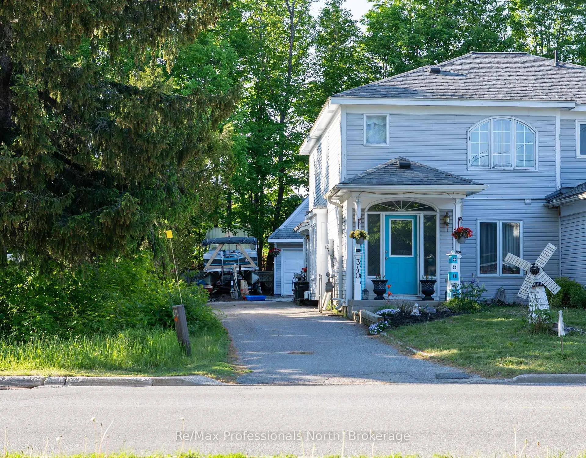 Photo 2 of 340 James Street W, Gravenhurst, Muskoka (S) — HOMEH
