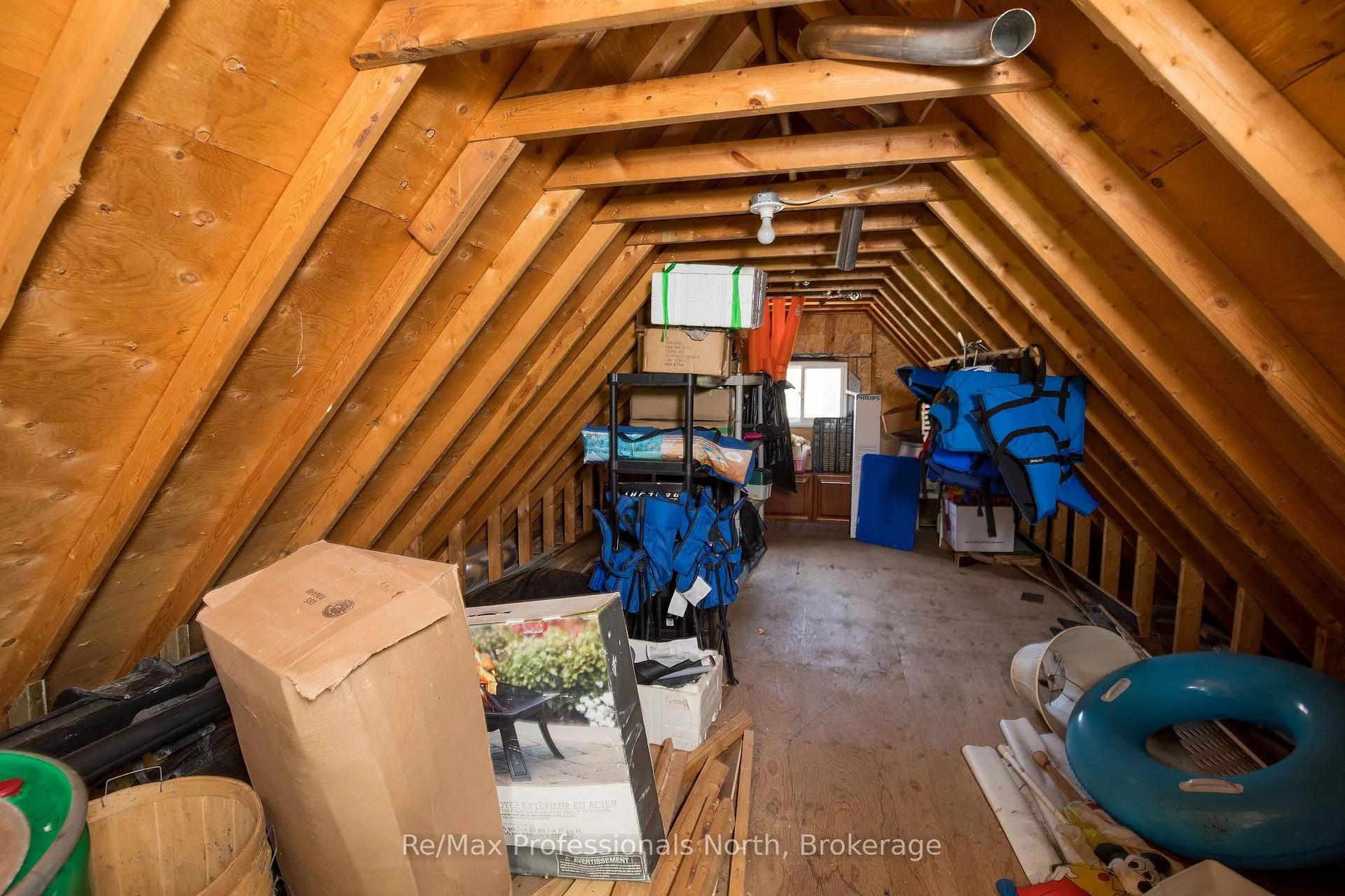 Photo 7 of 340 James Street W, Gravenhurst, Muskoka (S) — HOMEH