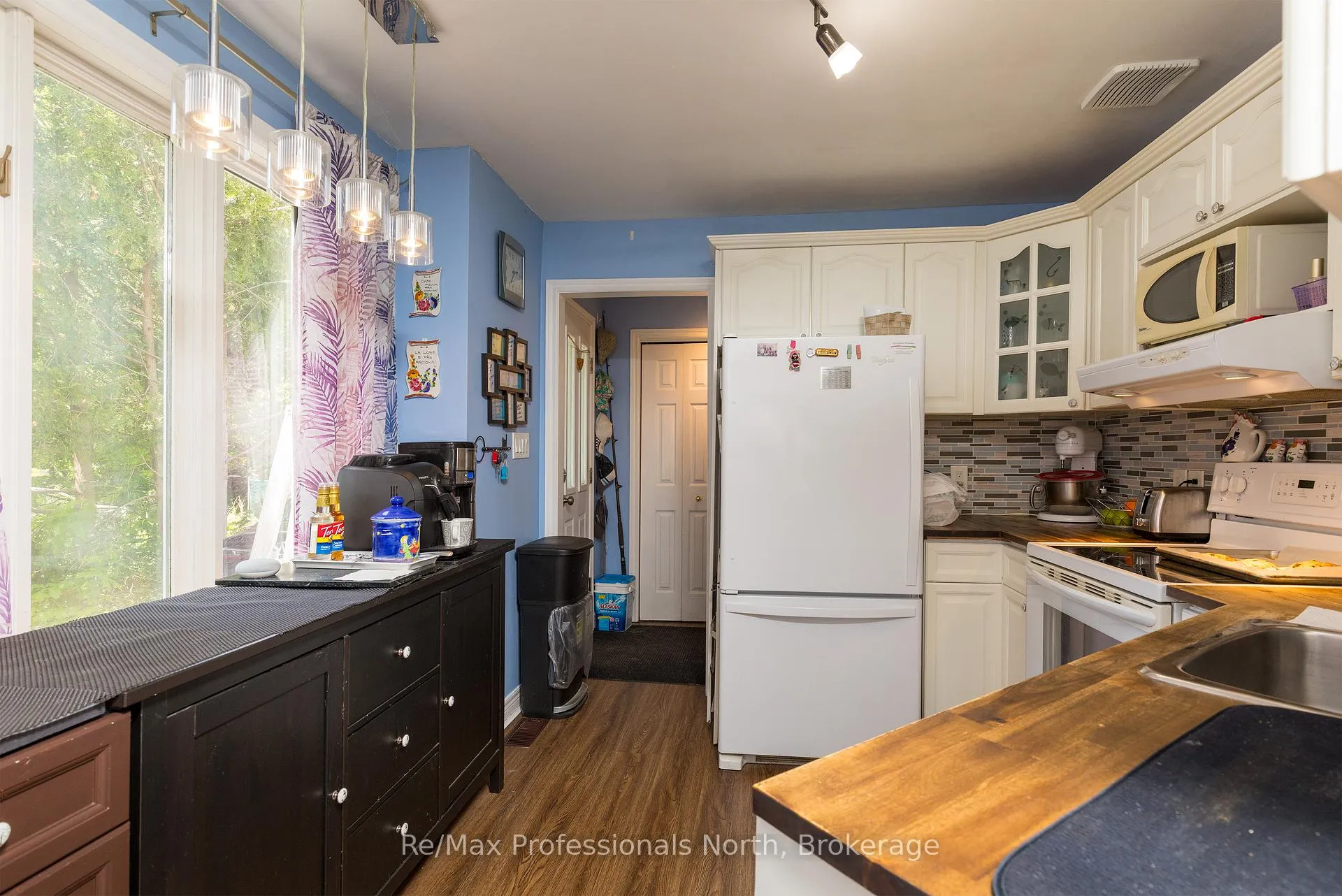 Photo 11 of 340 James Street W, Gravenhurst, Muskoka (S) — HOMEH