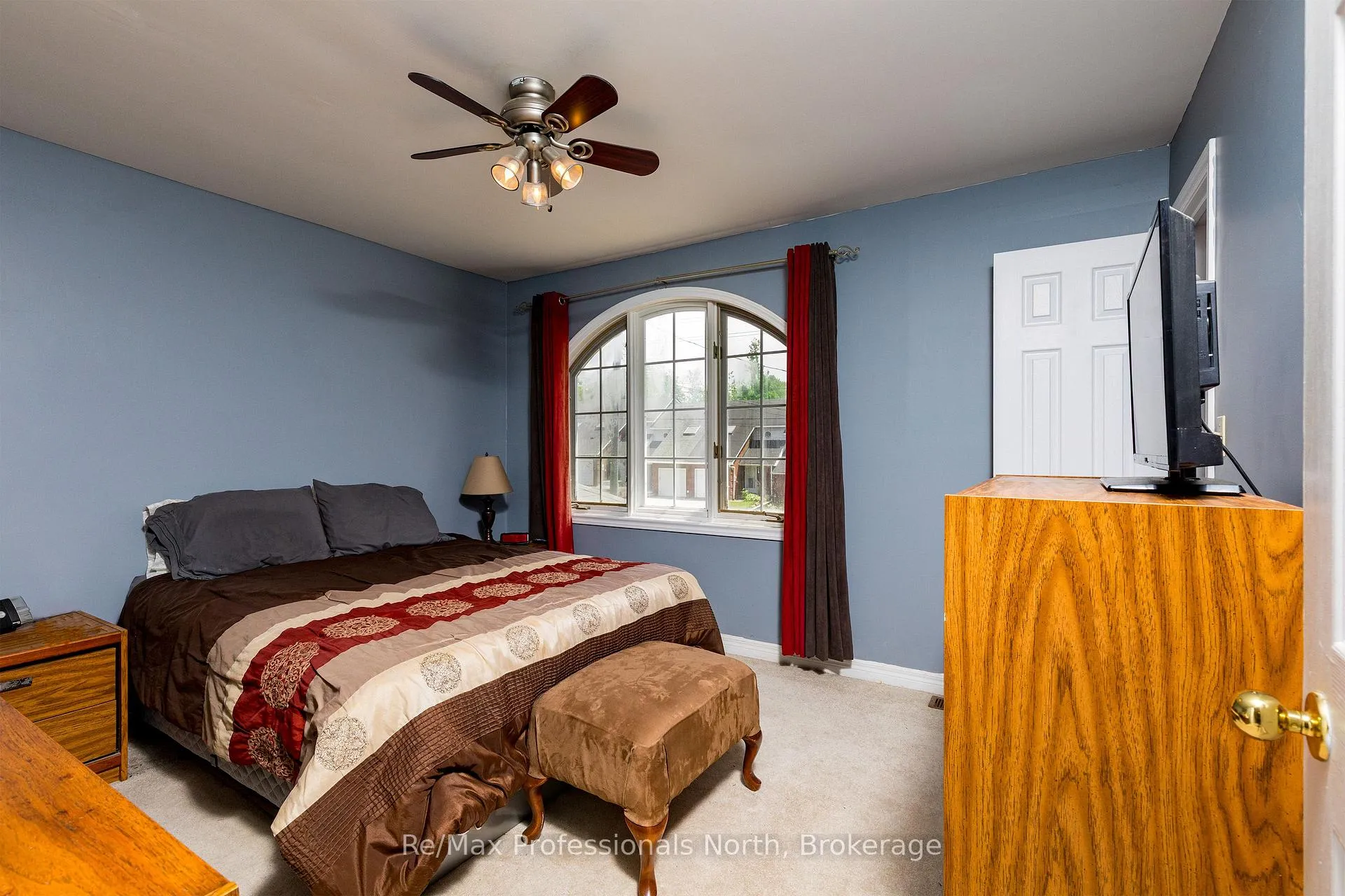 Photo 17 of 340 James Street W, Gravenhurst, Muskoka (S) — HOMEH