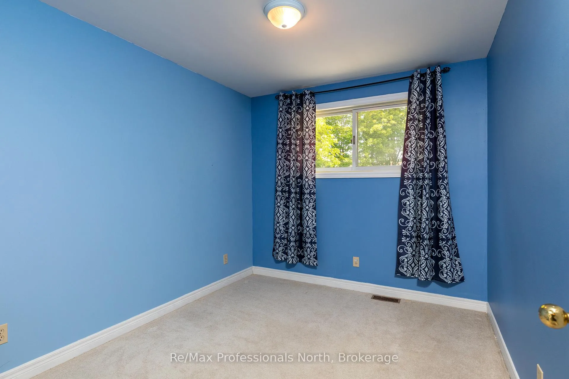 Photo 19 of 340 James Street W, Gravenhurst, Muskoka (S) — HOMEH