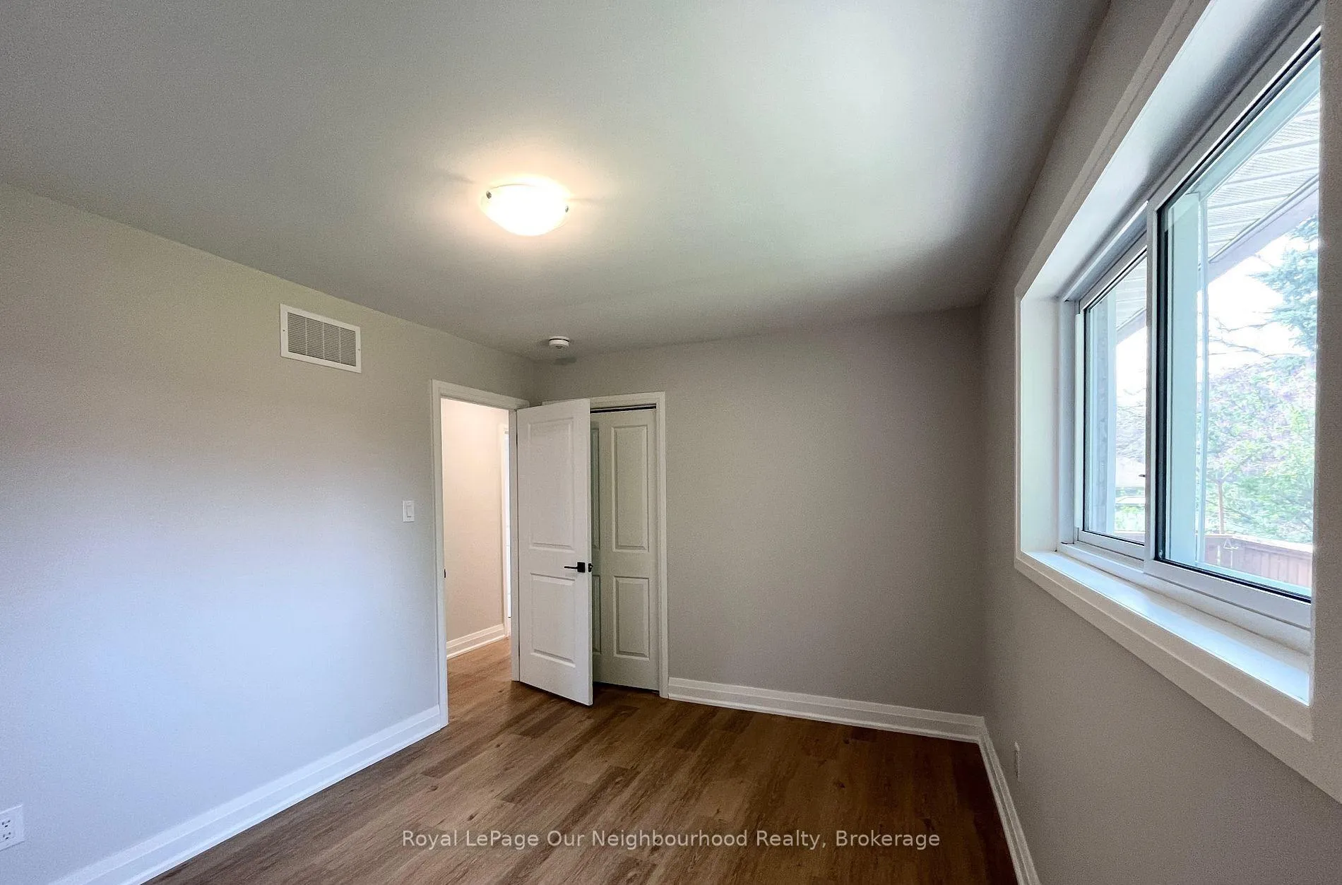 Photo 6 of Unit Main, 26 Oren Boulevard, Barrie, Sunnidale — HOMEH