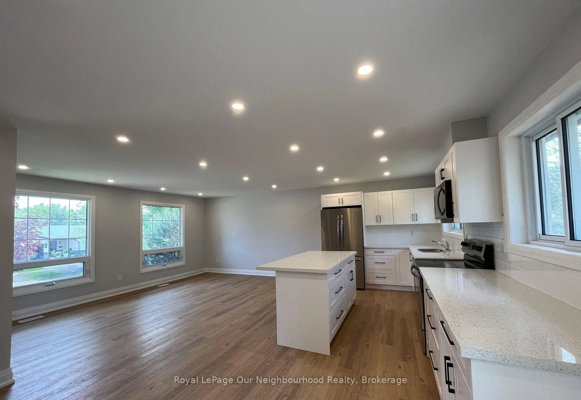 Photo 10 of Unit Main, 26 Oren Boulevard, Barrie, Sunnidale — HOMEH