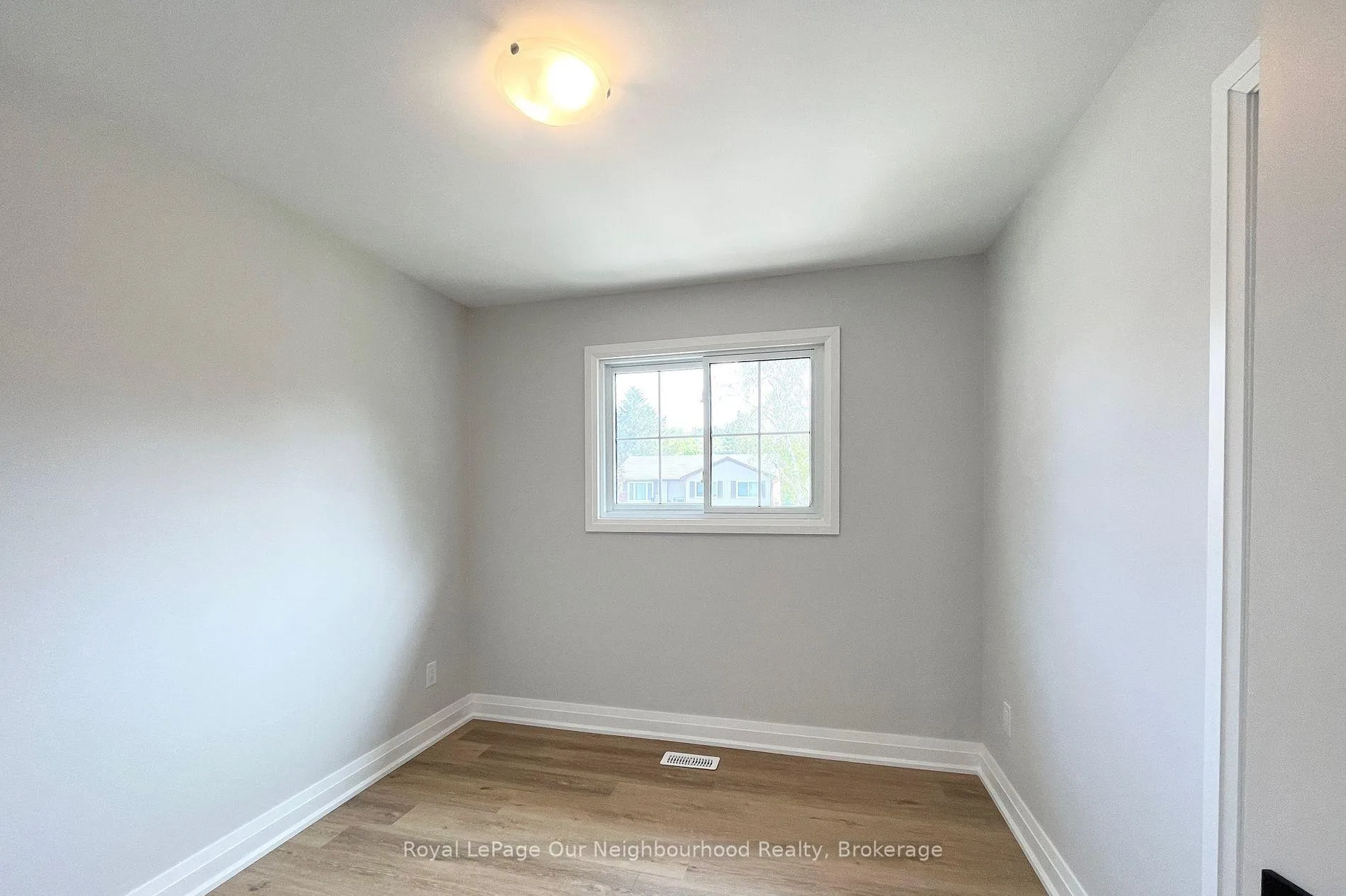 Photo 25 of Unit Main, 26 Oren Boulevard, Barrie, Sunnidale — HOMEH