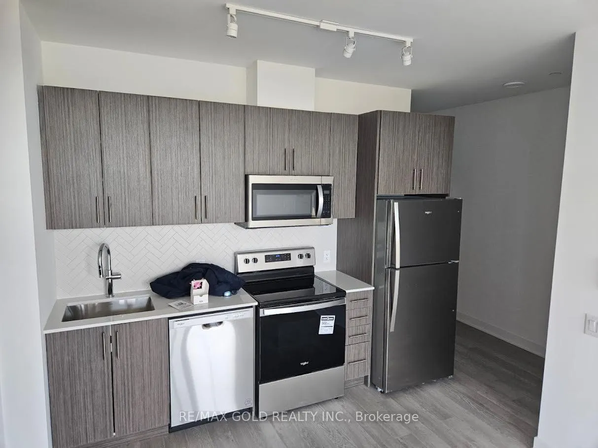 Photo 1 of Unit 820, 2782 Barton Street, Hamilton, Riverdale — HOMEH