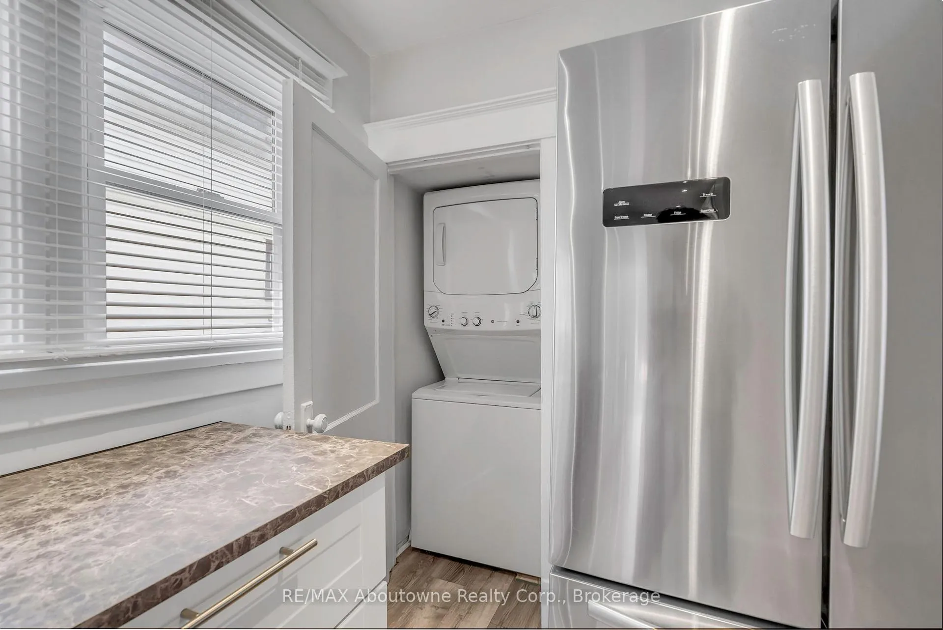 Photo 17 of 5111 Kitchener Street, Niagara Falls, Clifton Hill — HOMEH