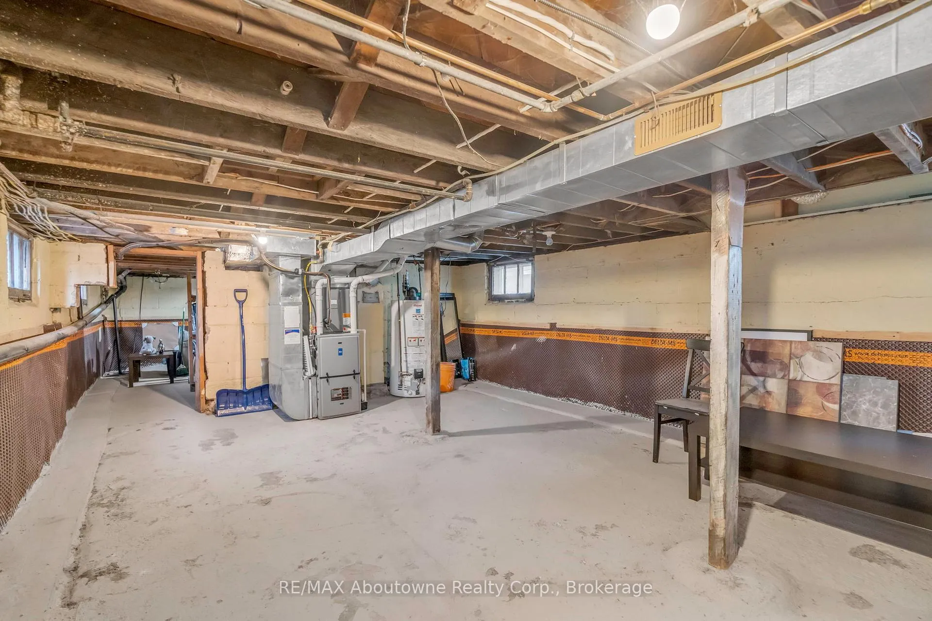 Photo 26 of 5111 Kitchener Street, Niagara Falls, Clifton Hill — HOMEH