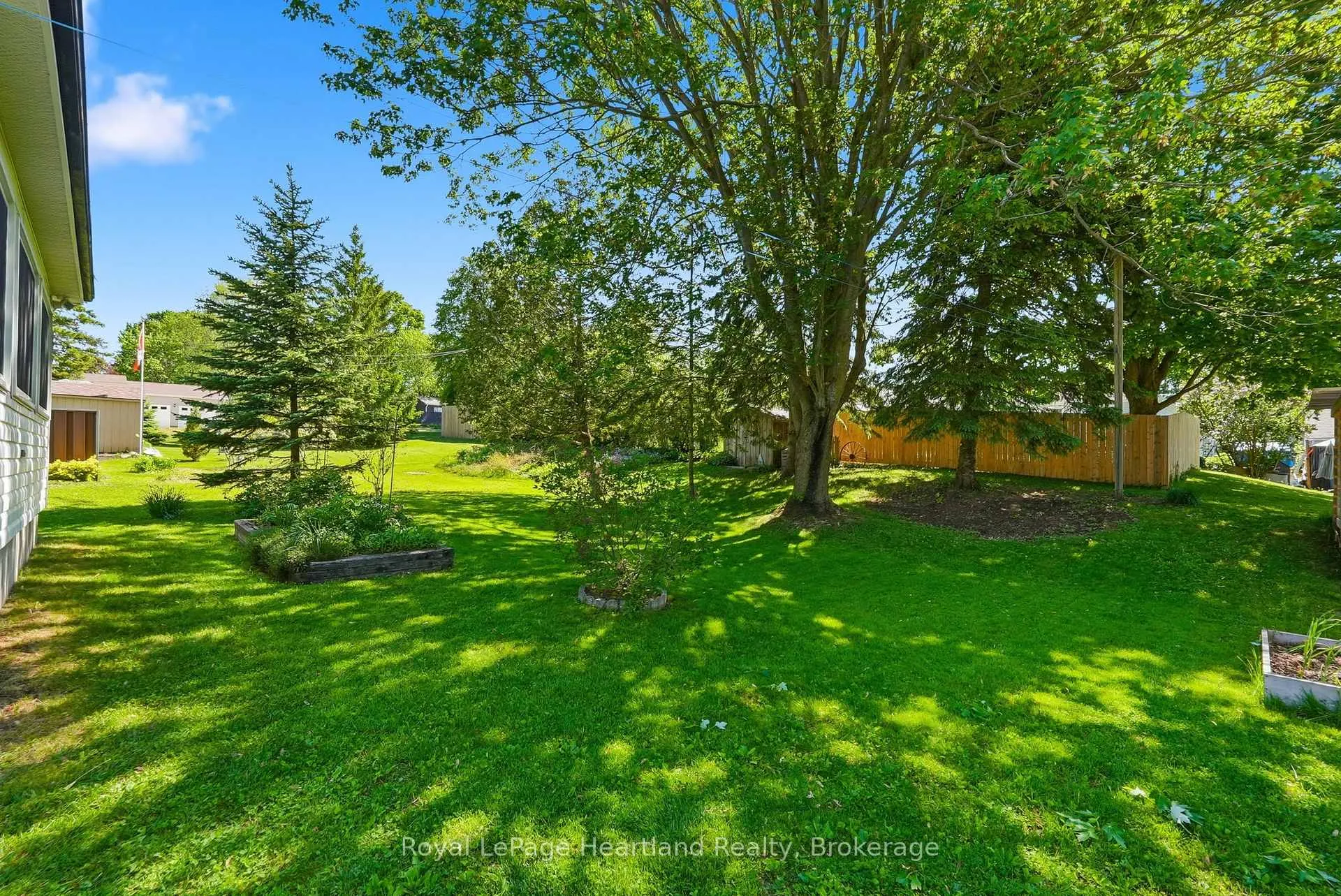Photo 29 of 81 Catherine Street, North Huron, Wingham — HOMEH
