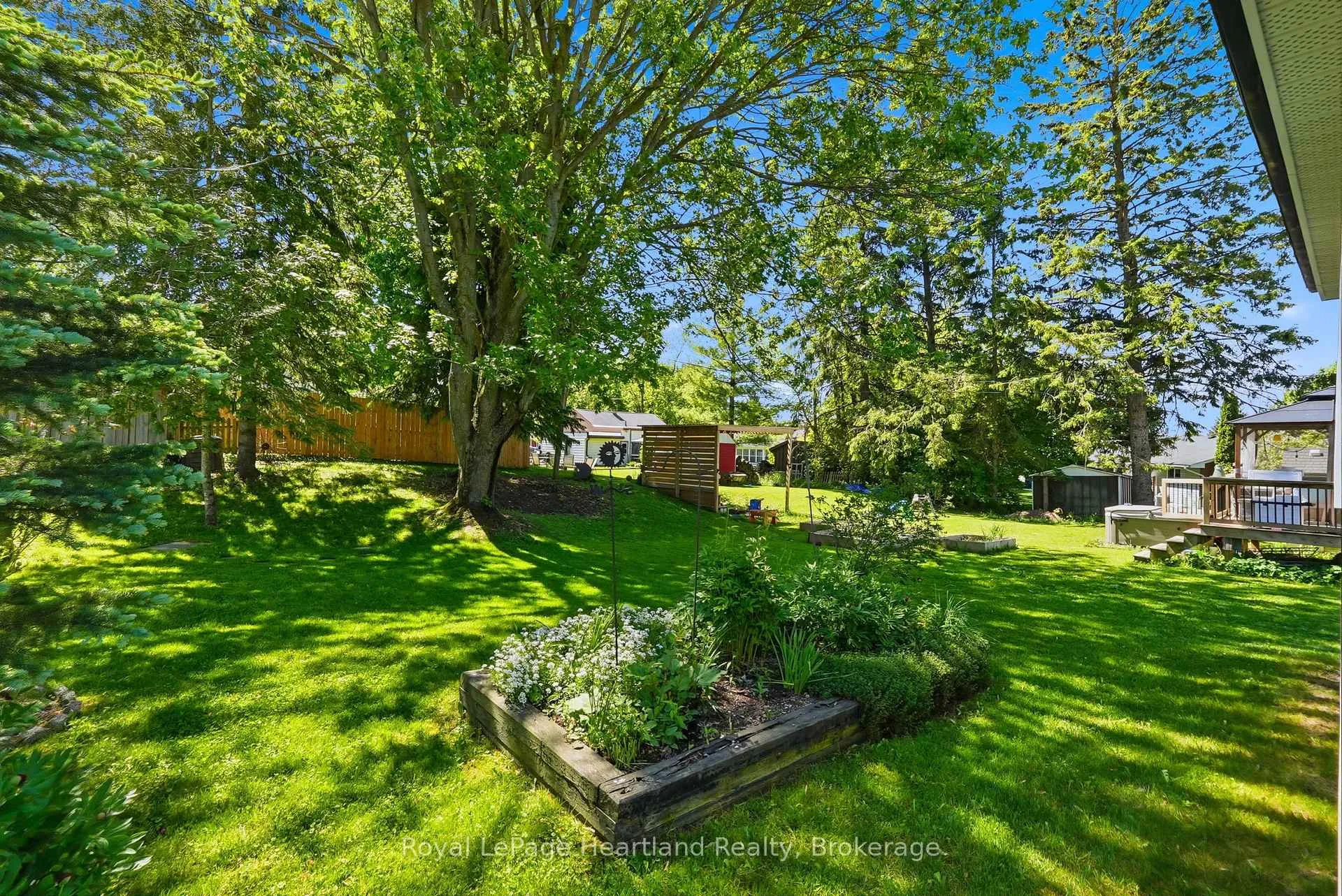 Photo 30 of 81 Catherine Street, North Huron, Wingham — HOMEH