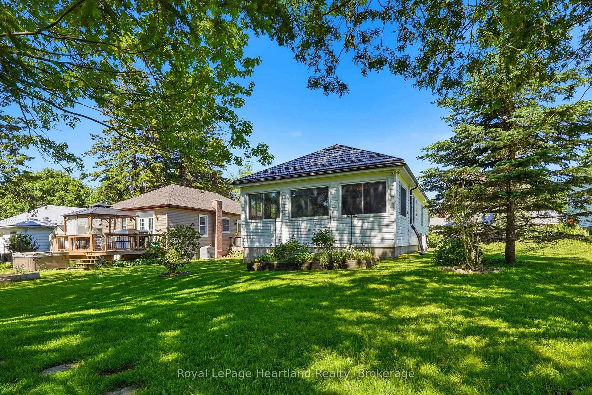 Photo 32 of 81 Catherine Street, North Huron, Wingham — HOMEH