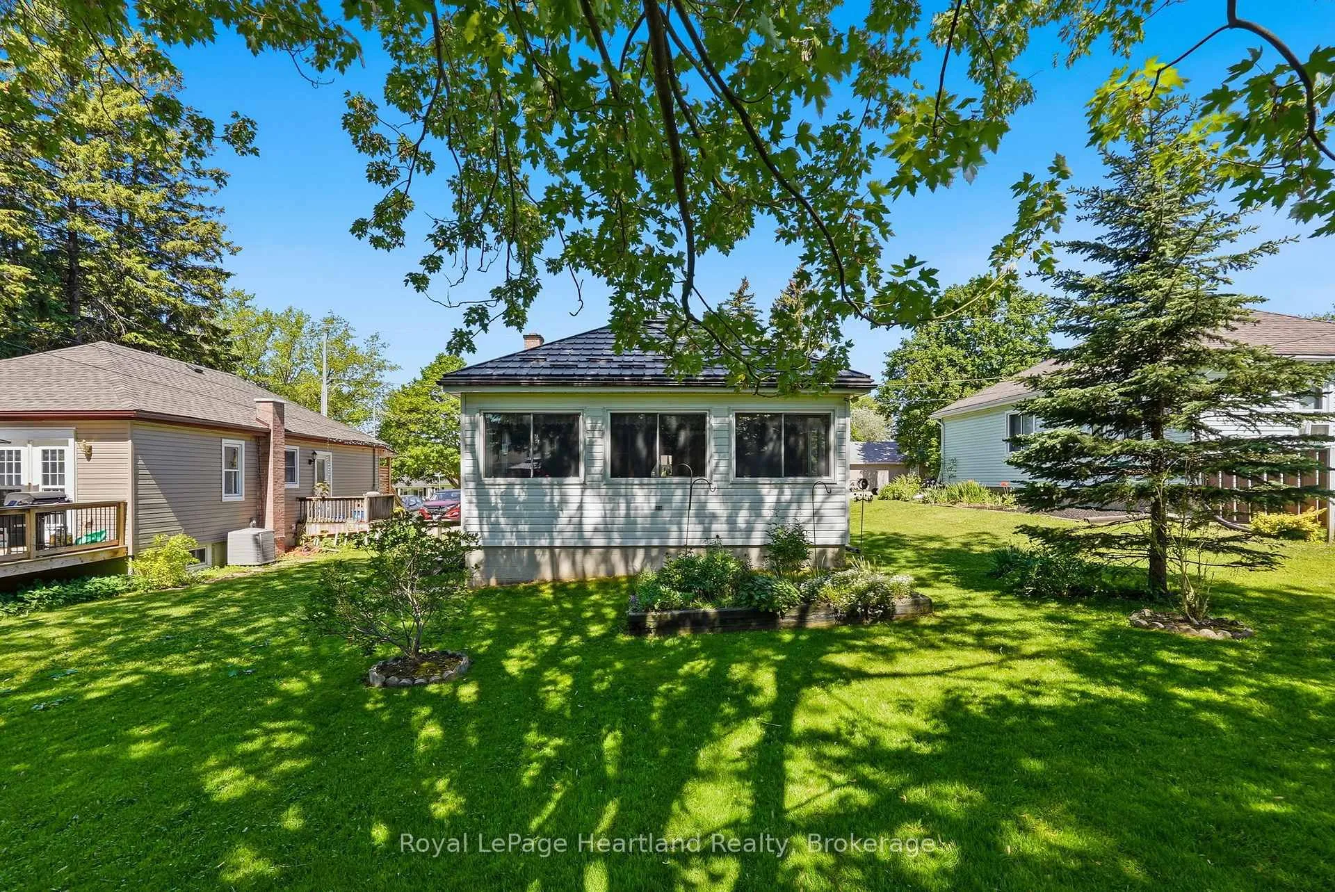 Photo 33 of 81 Catherine Street, North Huron, Wingham — HOMEH