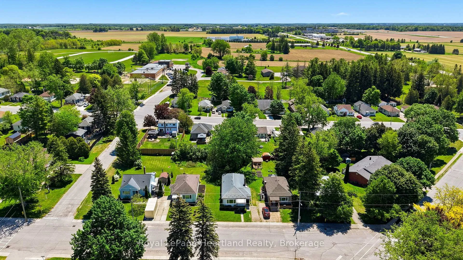 Photo 39 of 81 Catherine Street, North Huron, Wingham — HOMEH