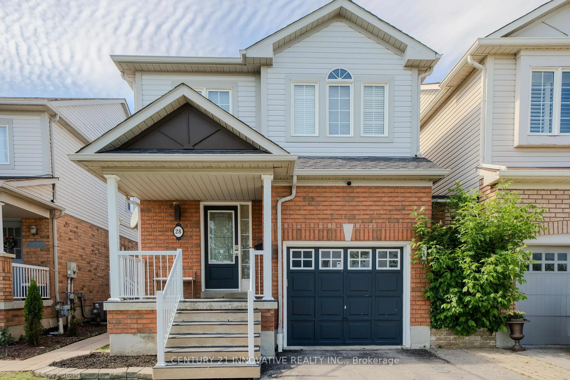 Photo 1 of Unit Upper, 28 Samandria Avenue, Whitby, Taunton North — HOMEH