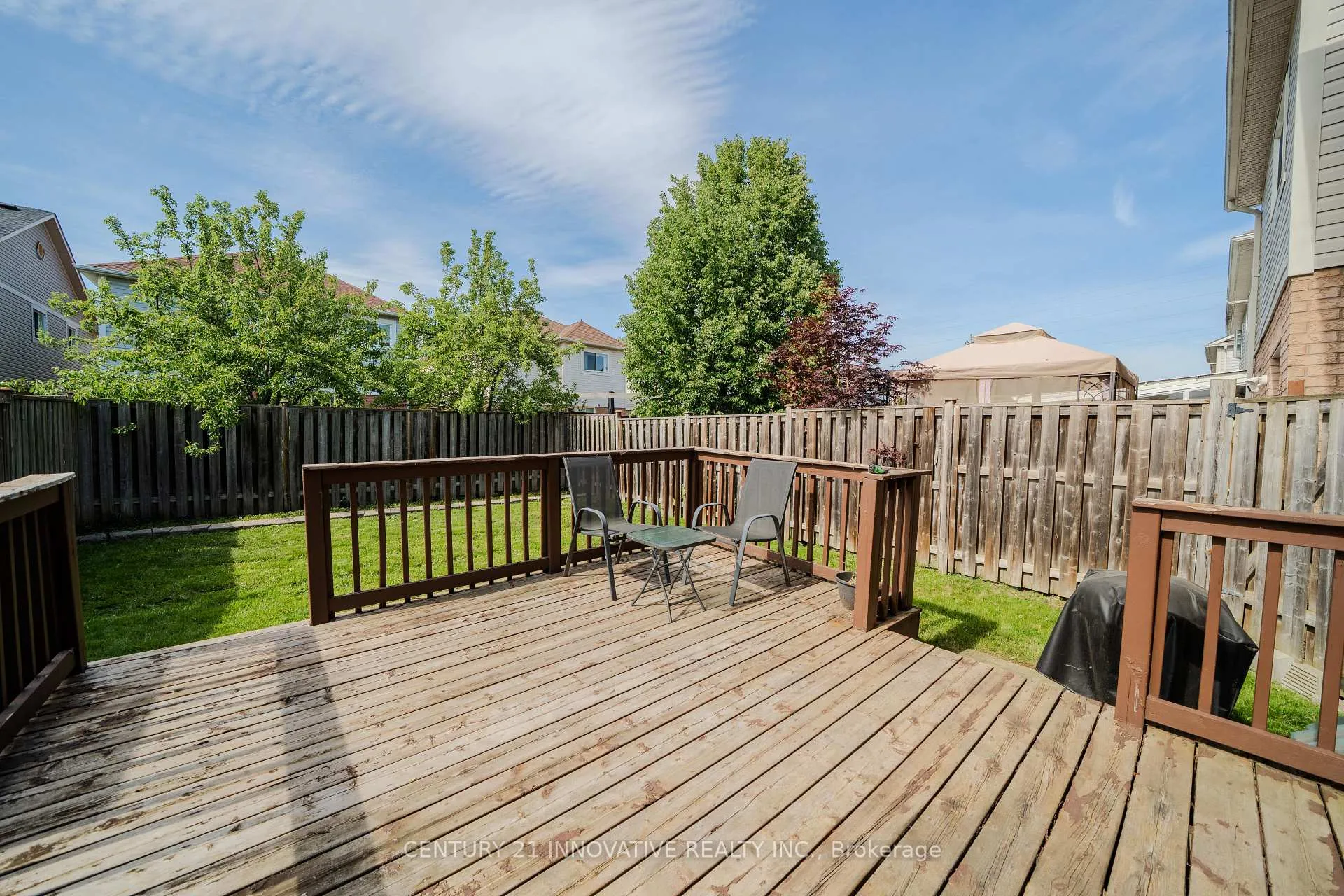 Photo 3 of Unit Upper, 28 Samandria Avenue, Whitby, Taunton North — HOMEH
