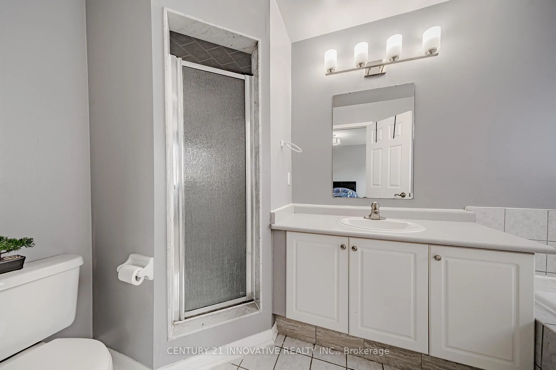 Photo 33 of Unit Upper, 28 Samandria Avenue, Whitby, Taunton North — HOMEH