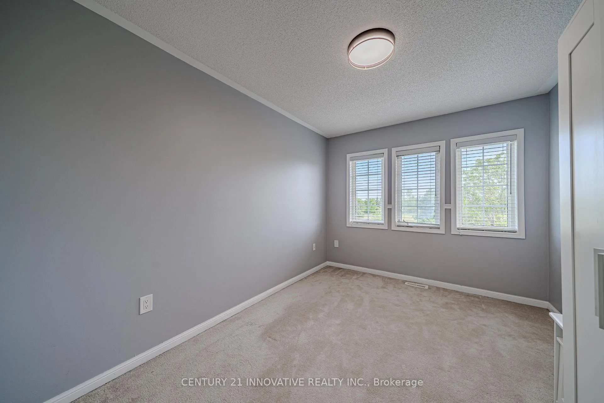 Photo 36 of Unit Upper, 28 Samandria Avenue, Whitby, Taunton North — HOMEH