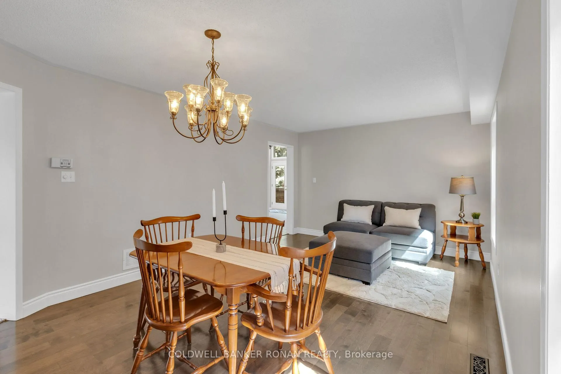 Photo 20 of 44 Baccarat Crescent, Brampton, Snelgrove — HOMEH