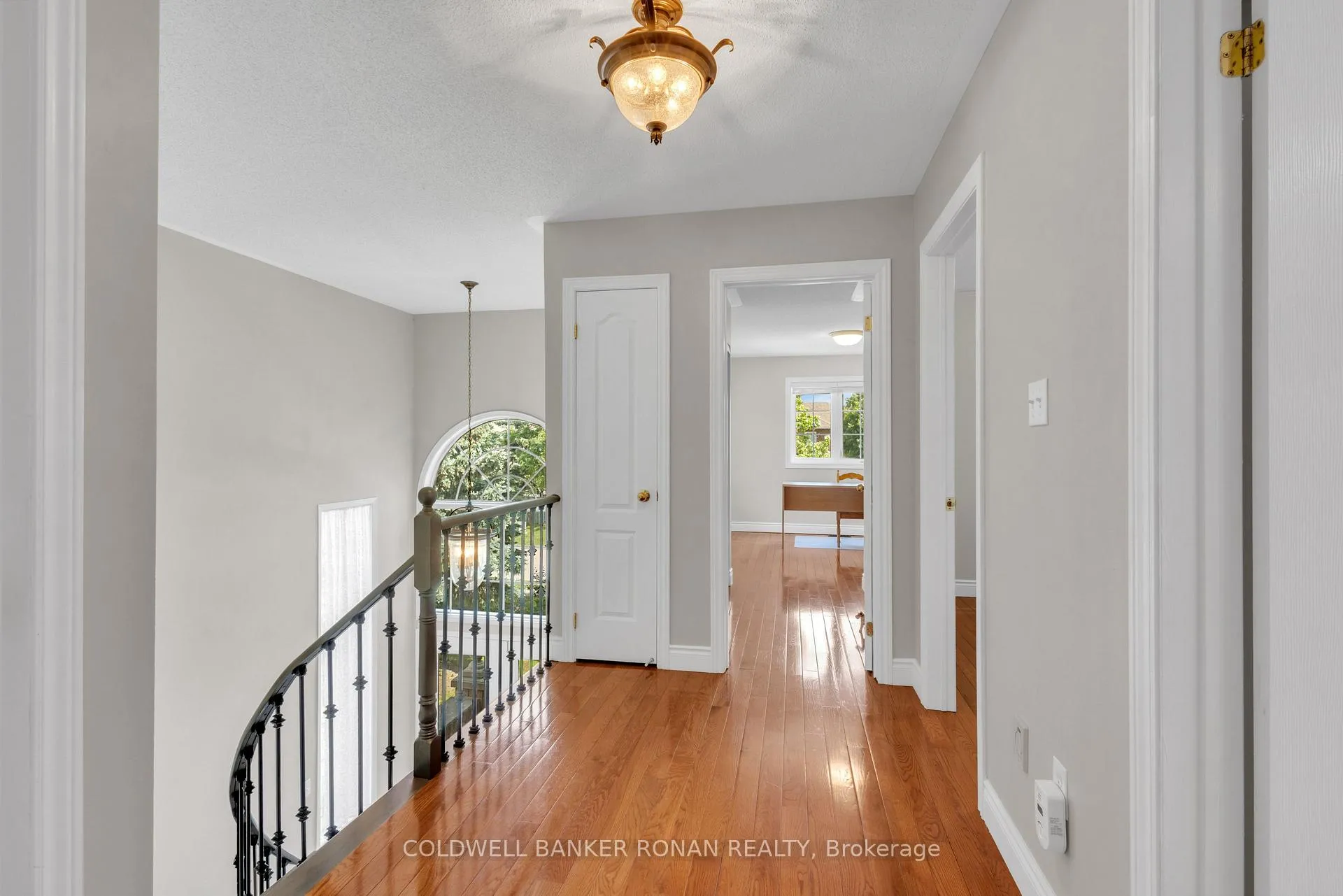 Photo 26 of 44 Baccarat Crescent, Brampton, Snelgrove — HOMEH
