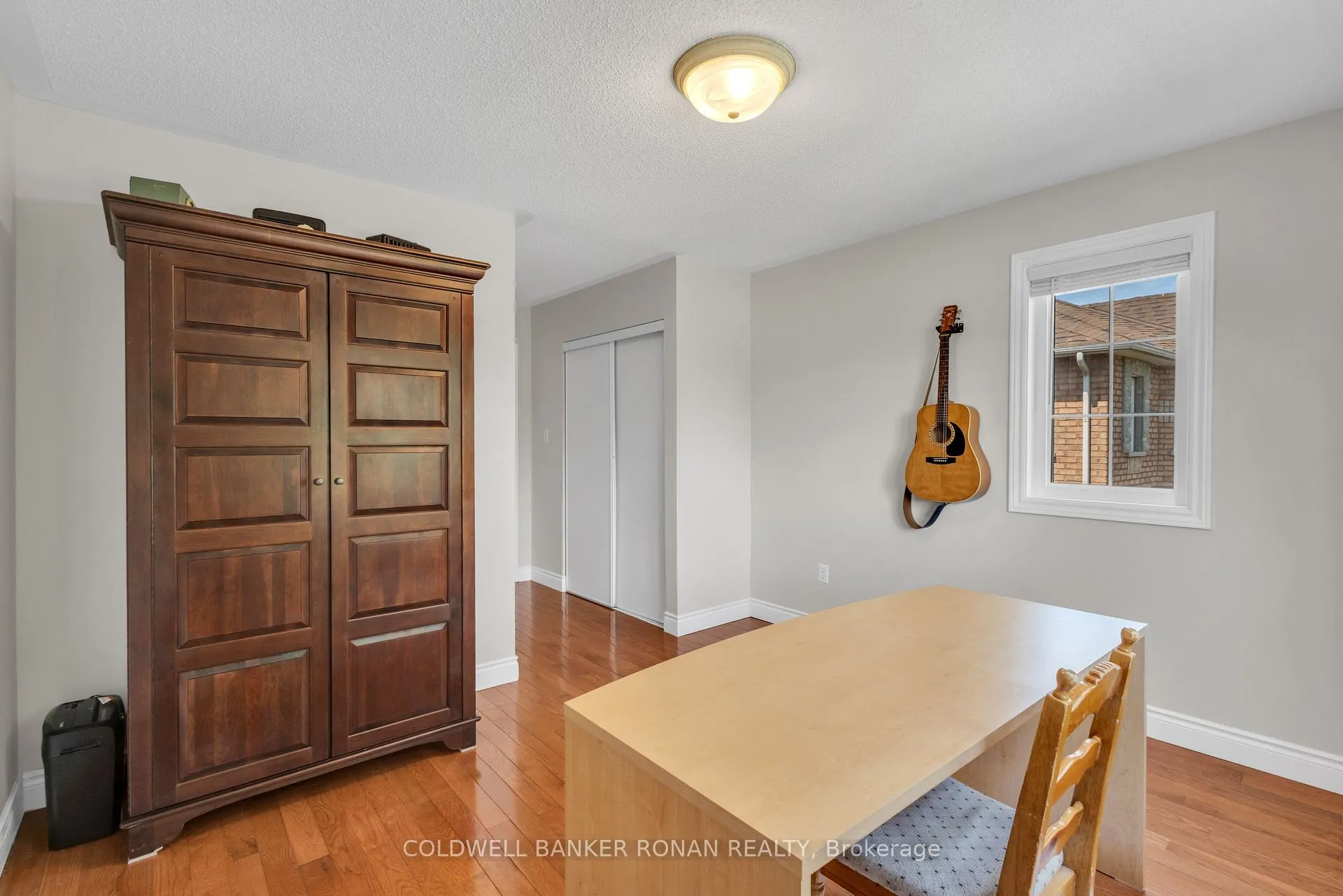 Photo 28 of 44 Baccarat Crescent, Brampton, Snelgrove — HOMEH