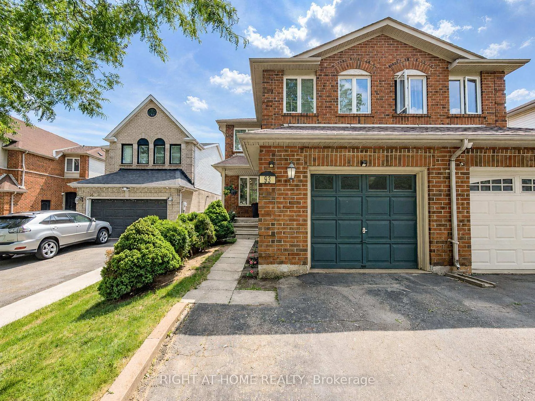 Photo 1 of 93 Townley Crescent, Brampton, Heart Lake West — HOMEH
