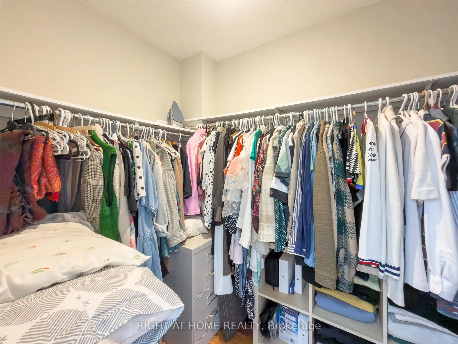 Photo 23 of 93 Townley Crescent, Brampton, Heart Lake West — HOMEH