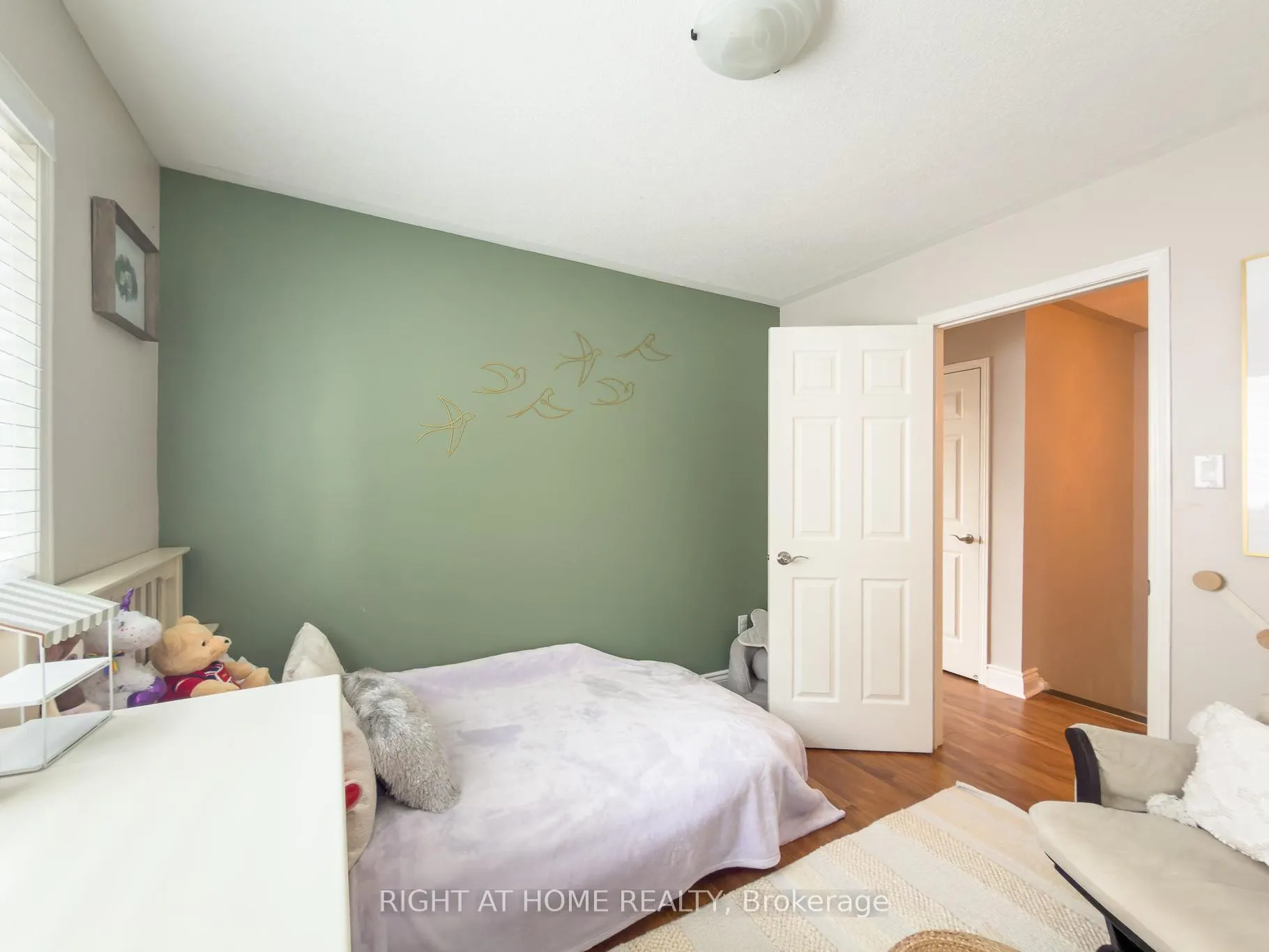 Photo 25 of 93 Townley Crescent, Brampton, Heart Lake West — HOMEH