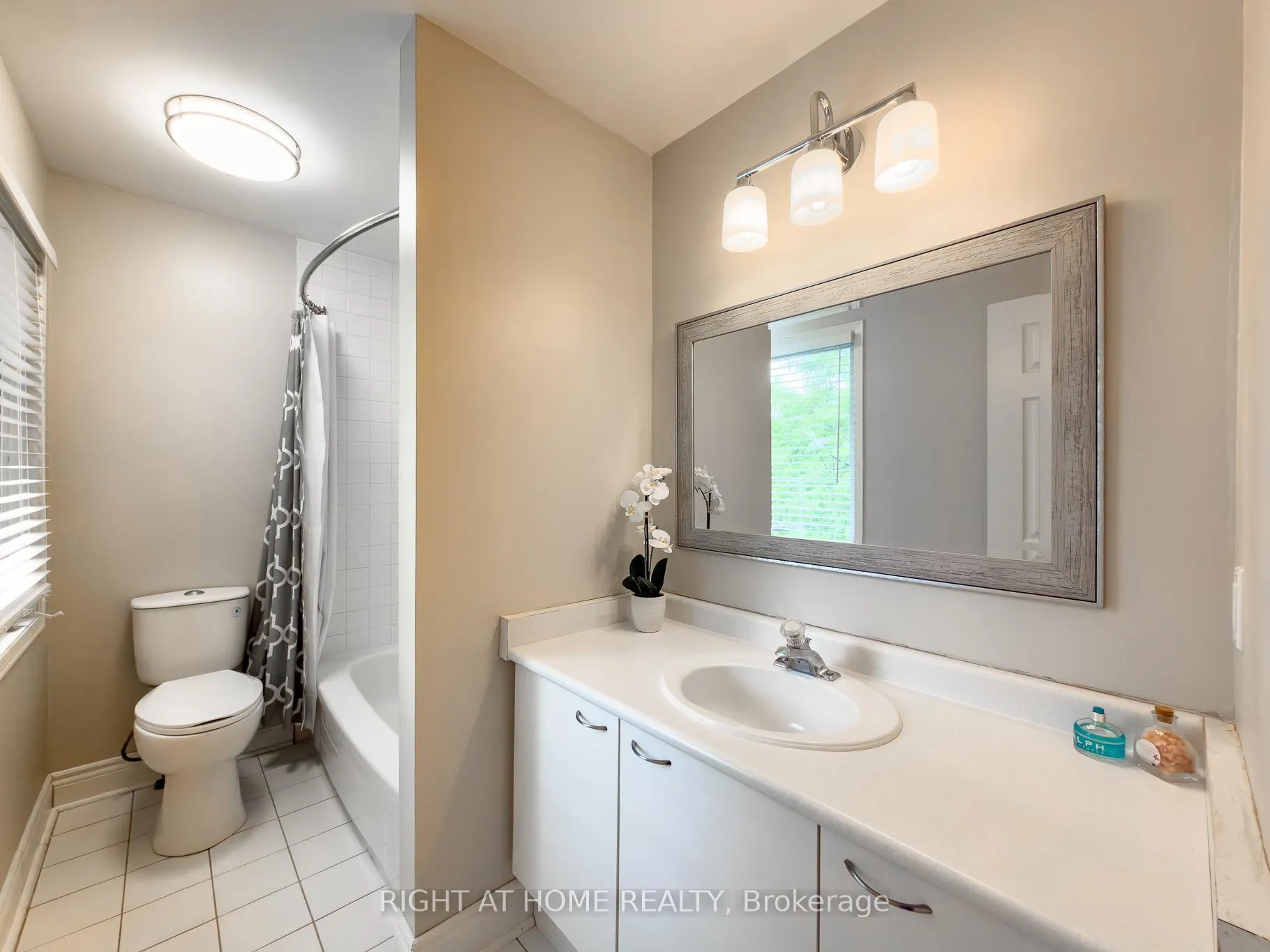 Photo 26 of 93 Townley Crescent, Brampton, Heart Lake West — HOMEH