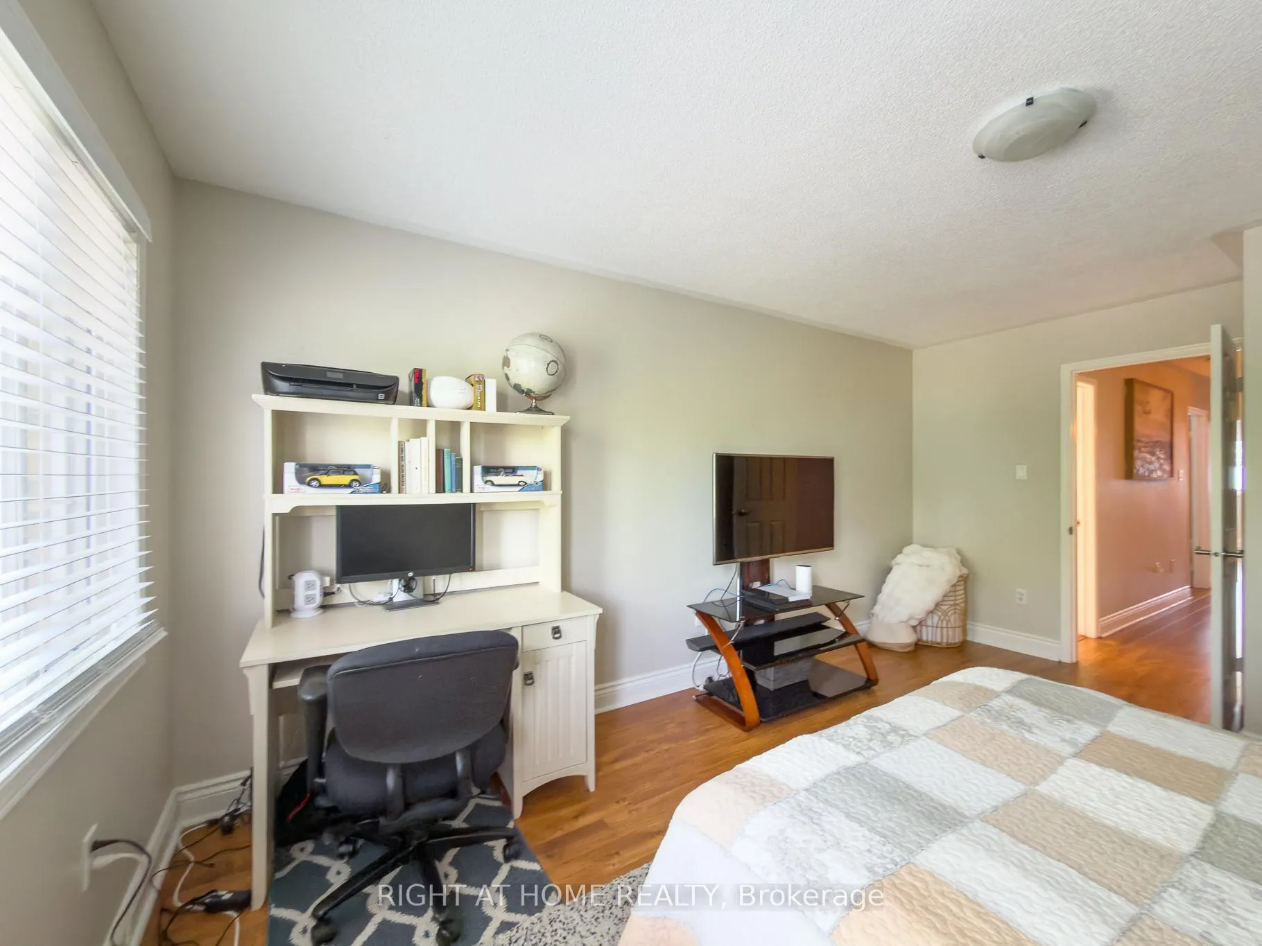 Photo 29 of 93 Townley Crescent, Brampton, Heart Lake West — HOMEH
