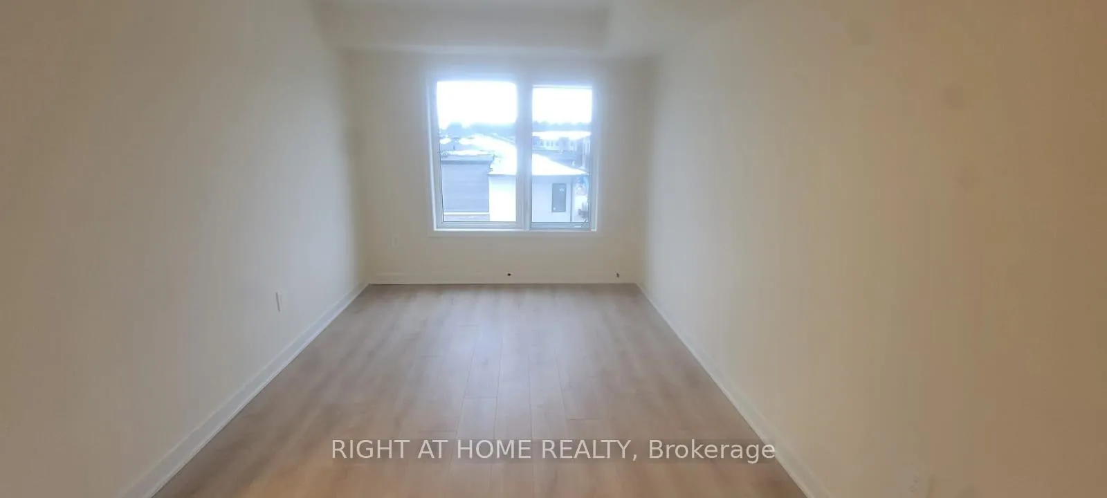 Photo 9 of Unit 327, 1695 Dersan Street, Pickering, Duffin Heights — HOMEH