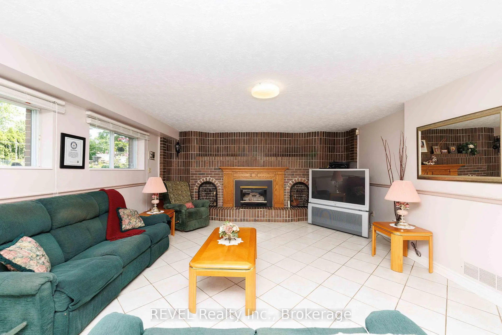 Photo 20 of 2795 Solar Crescent, Niagara Falls, Stamford — HOMEH