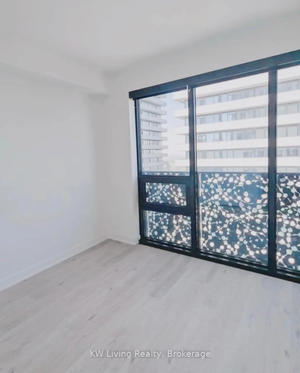 Photo 5 of Unit 4611, 55 Charles Street E, Toronto, Church-Yonge Corridor — HOMEH