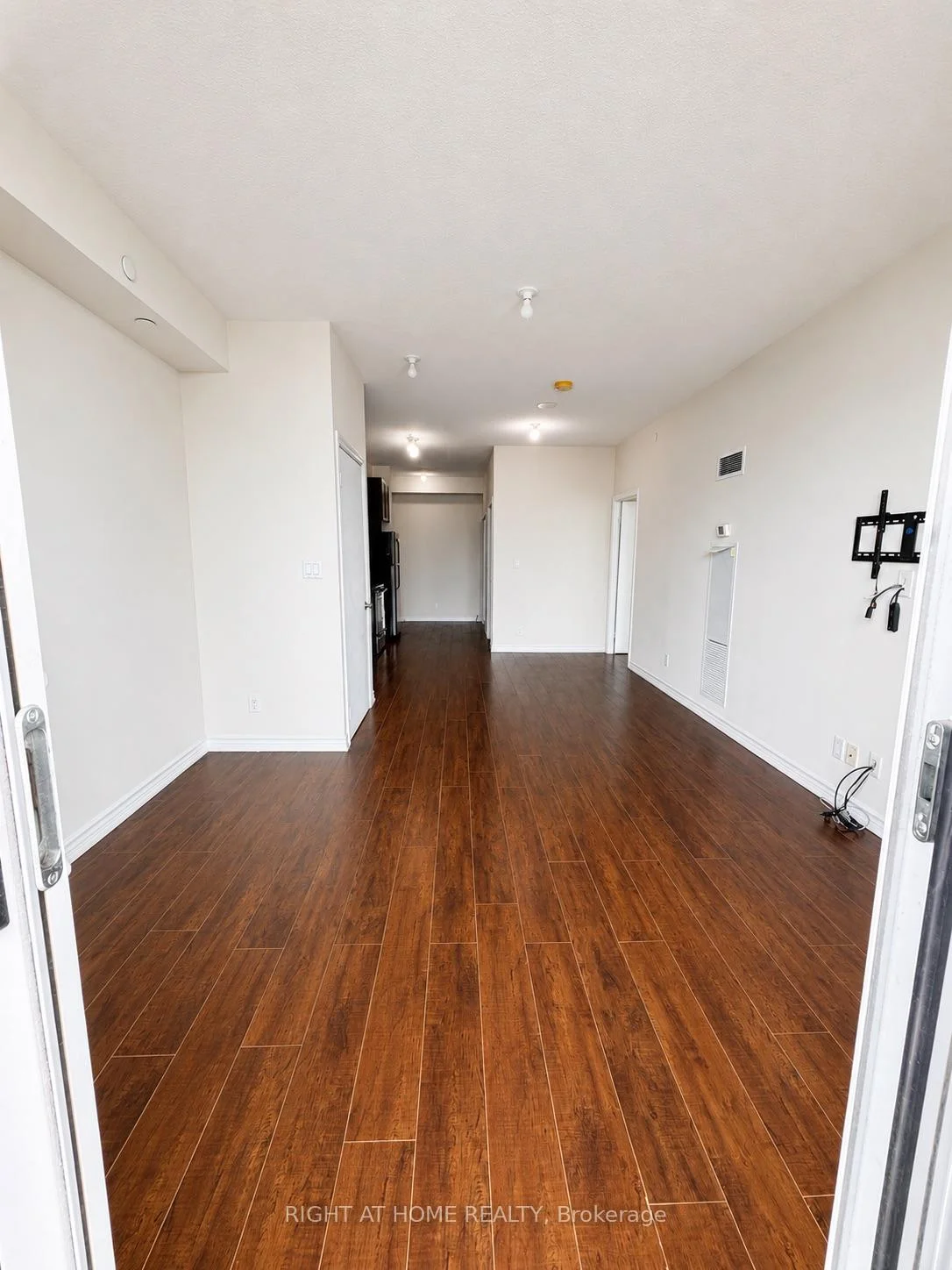 Photo 12 of Unit 703, 1328 Birchmount Road, Scarborough, Wexford-Maryvale — HOMEH