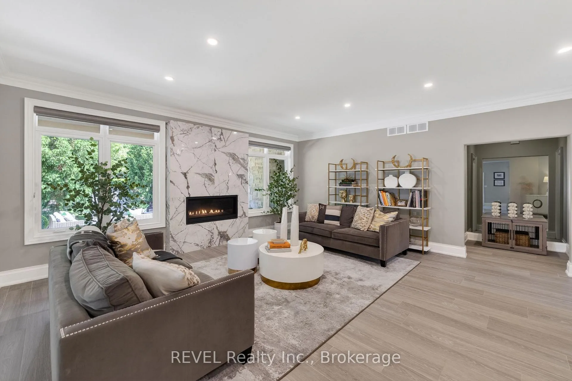 Photo 13 of 6745 Domenic Crescent, Niagara Falls, Stamford — HOMEH