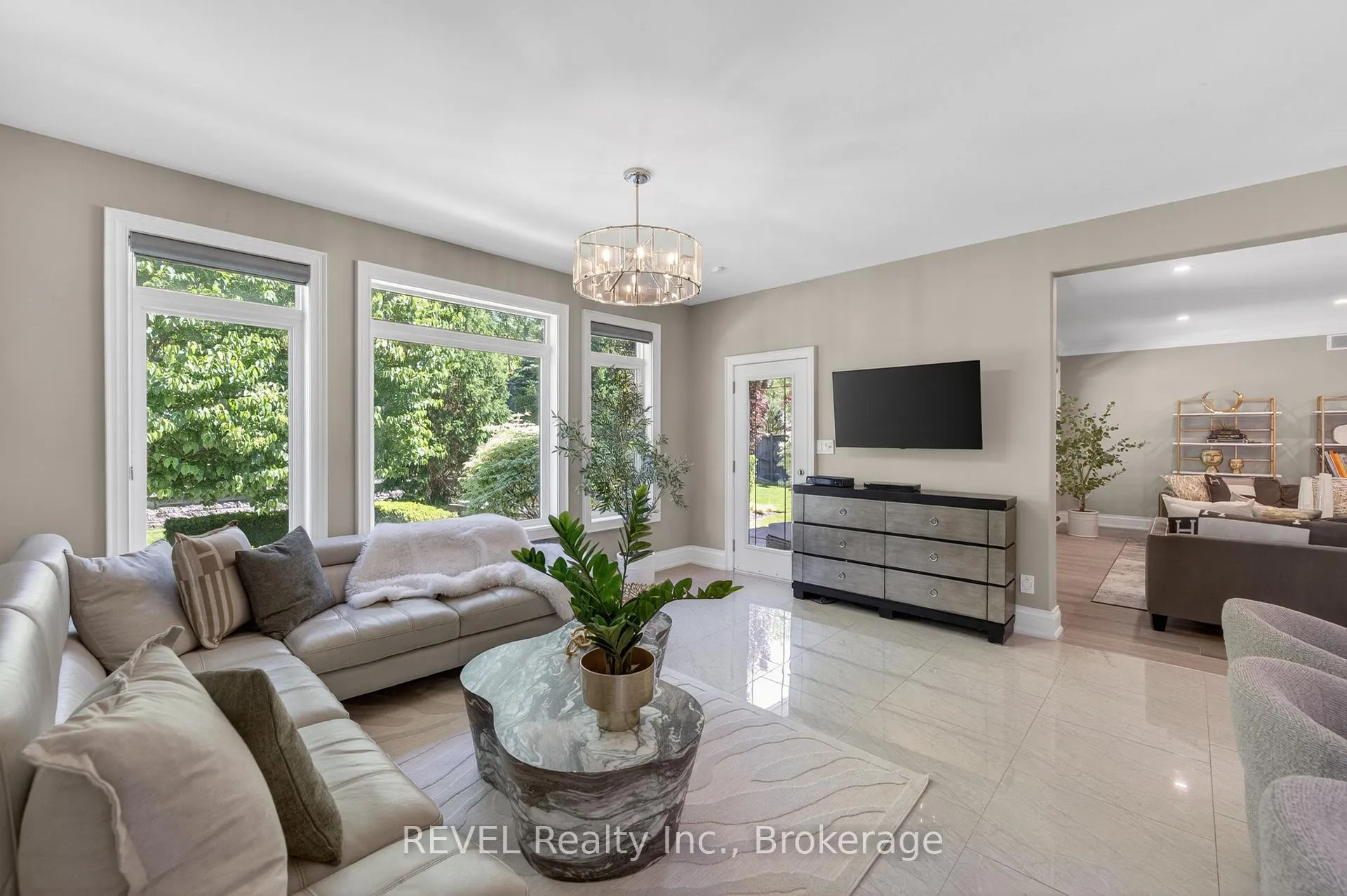Photo 20 of 6745 Domenic Crescent, Niagara Falls, Stamford — HOMEH