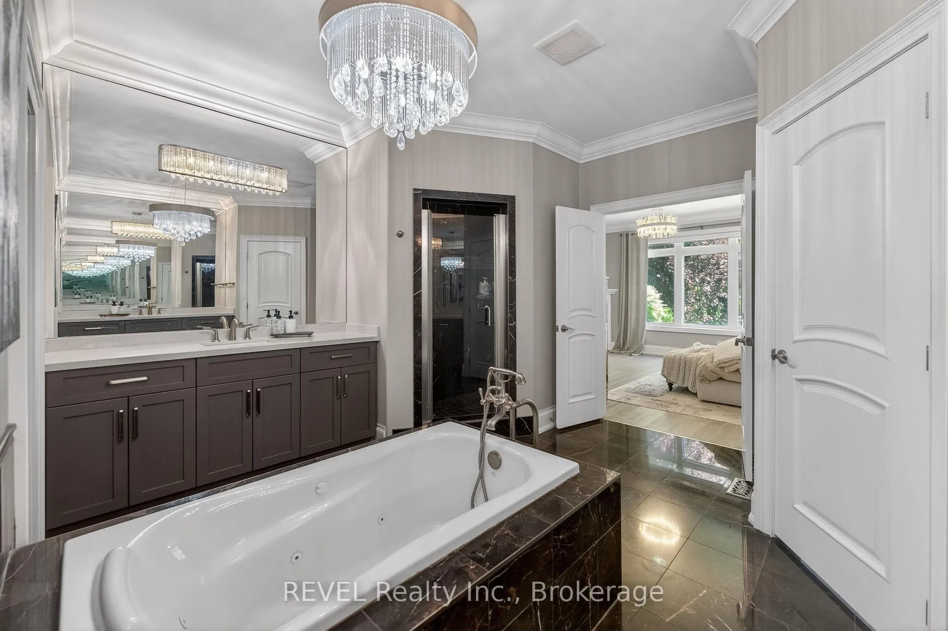 Photo 26 of 6745 Domenic Crescent, Niagara Falls, Stamford — HOMEH