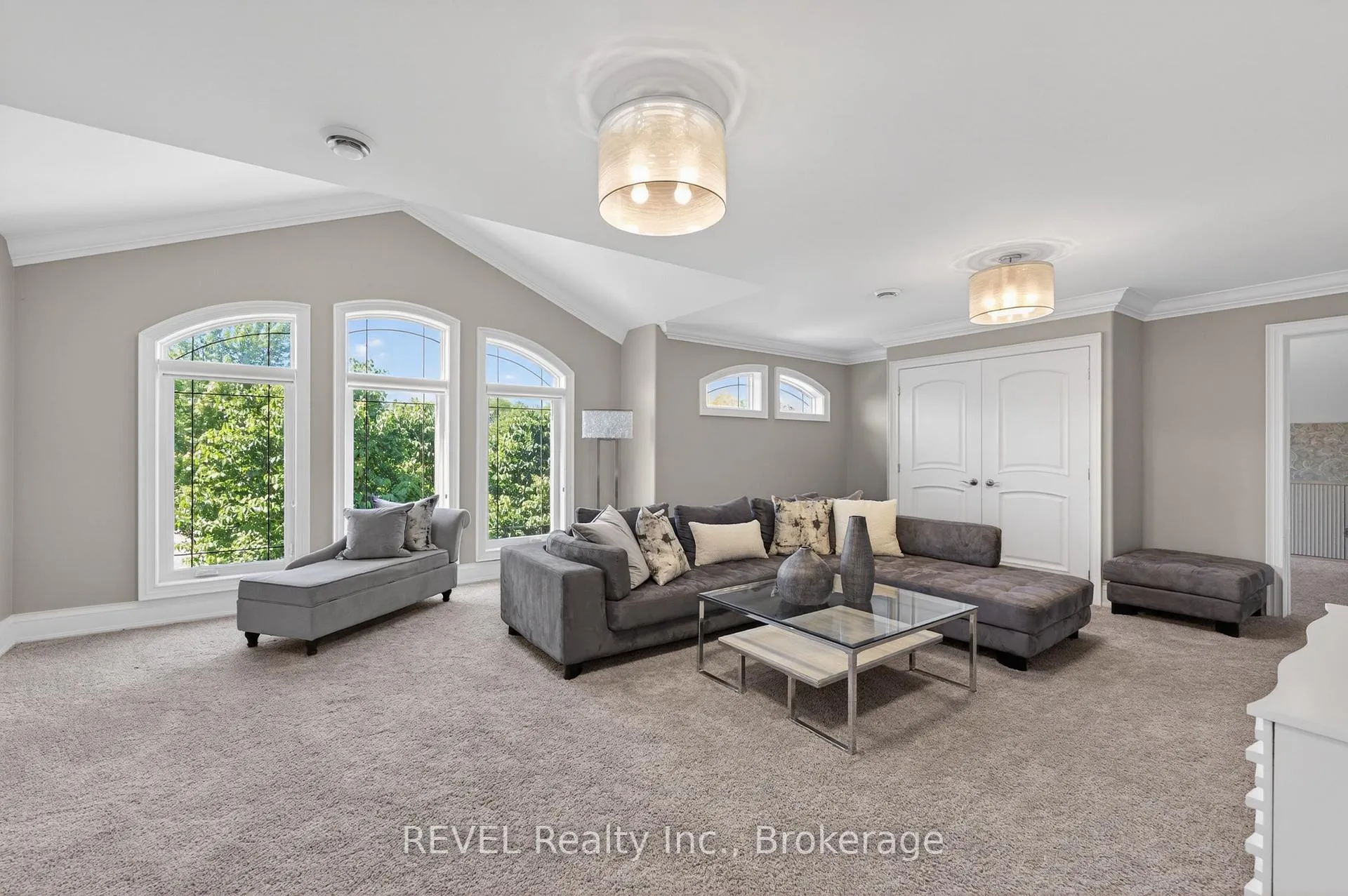 Photo 32 of 6745 Domenic Crescent, Niagara Falls, Stamford — HOMEH