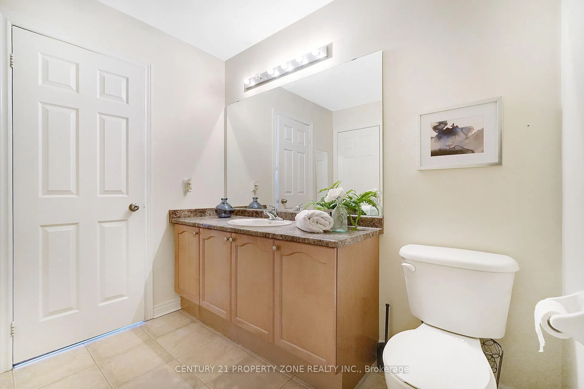 Photo 24 of 43 Alice Springs Crescent, Brampton, Credit Valley — HOMEH