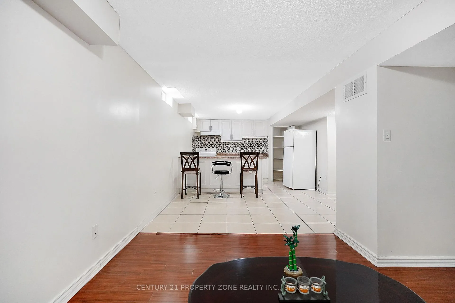 Photo 32 of 43 Alice Springs Crescent, Brampton, Credit Valley — HOMEH