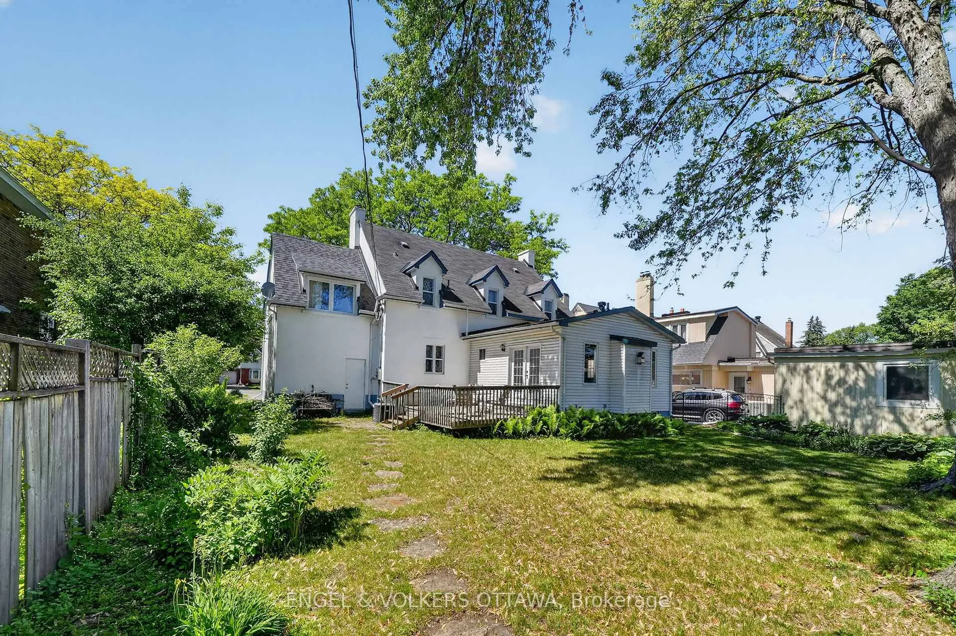 Photo 2 of 347 Island Park Drive, Ottawa, Ottawa West — HOMEH