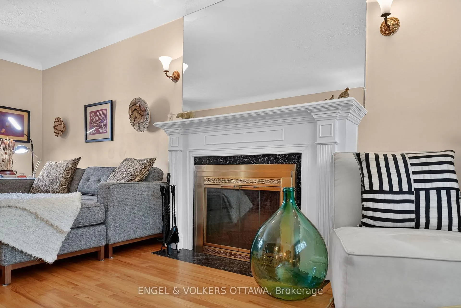 Photo 6 of 347 Island Park Drive, Ottawa, Ottawa West — HOMEH