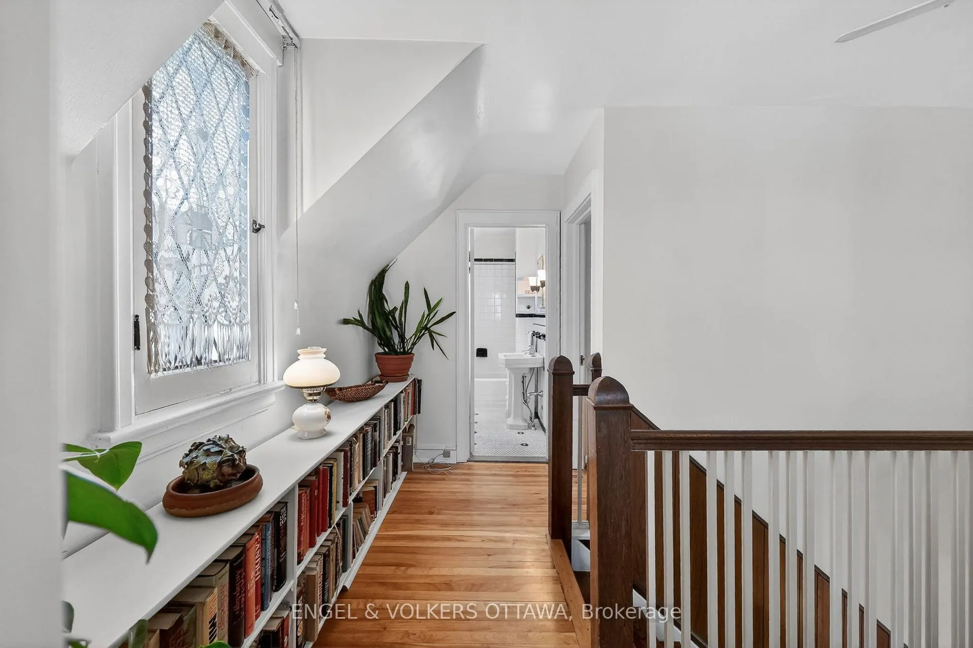Photo 18 of 347 Island Park Drive, Ottawa, Ottawa West — HOMEH