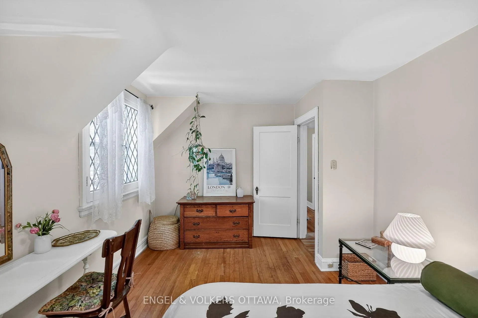 Photo 21 of 347 Island Park Drive, Ottawa, Ottawa West — HOMEH