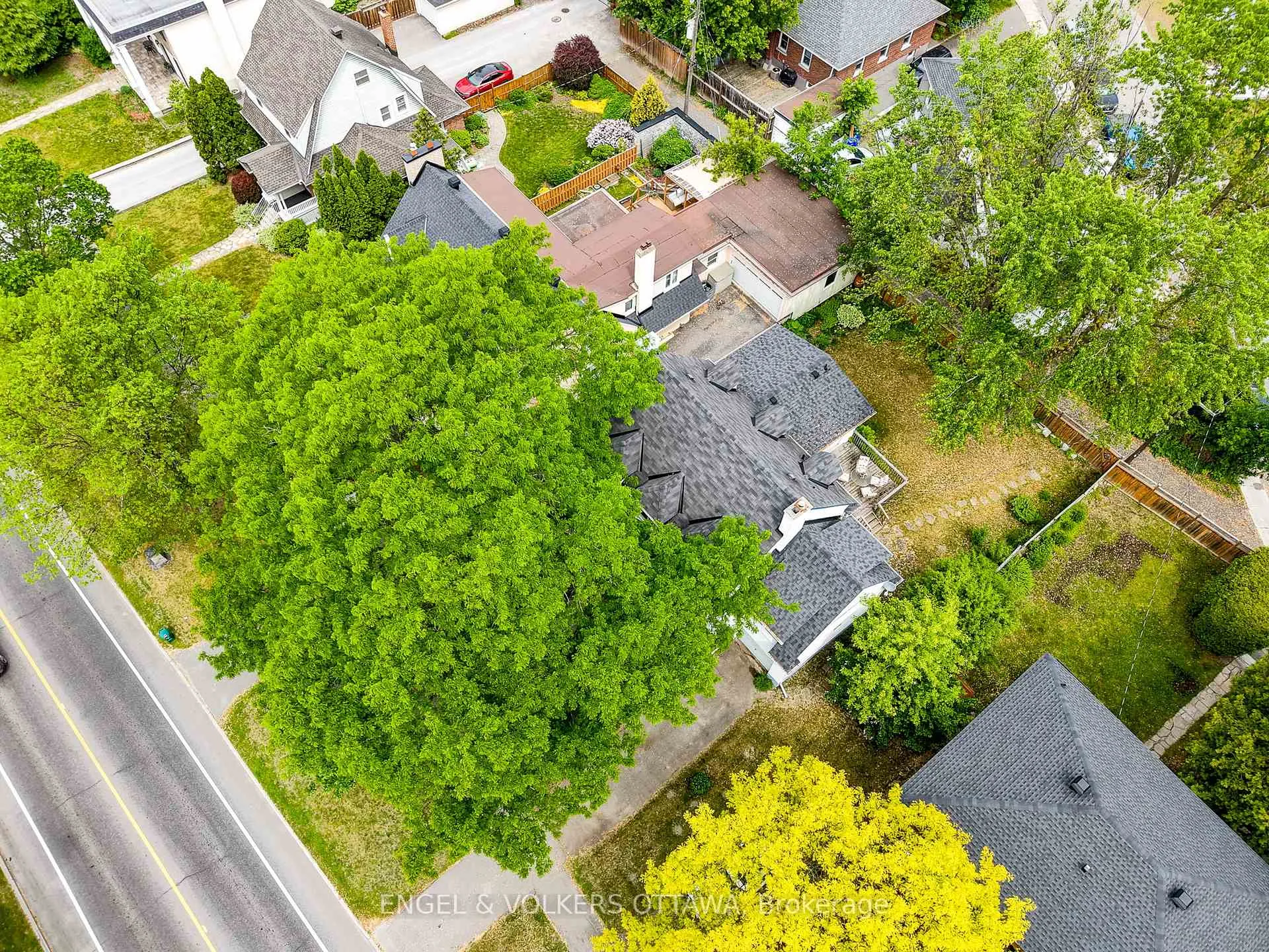 Photo 40 of 347 Island Park Drive, Ottawa, Ottawa West — HOMEH
