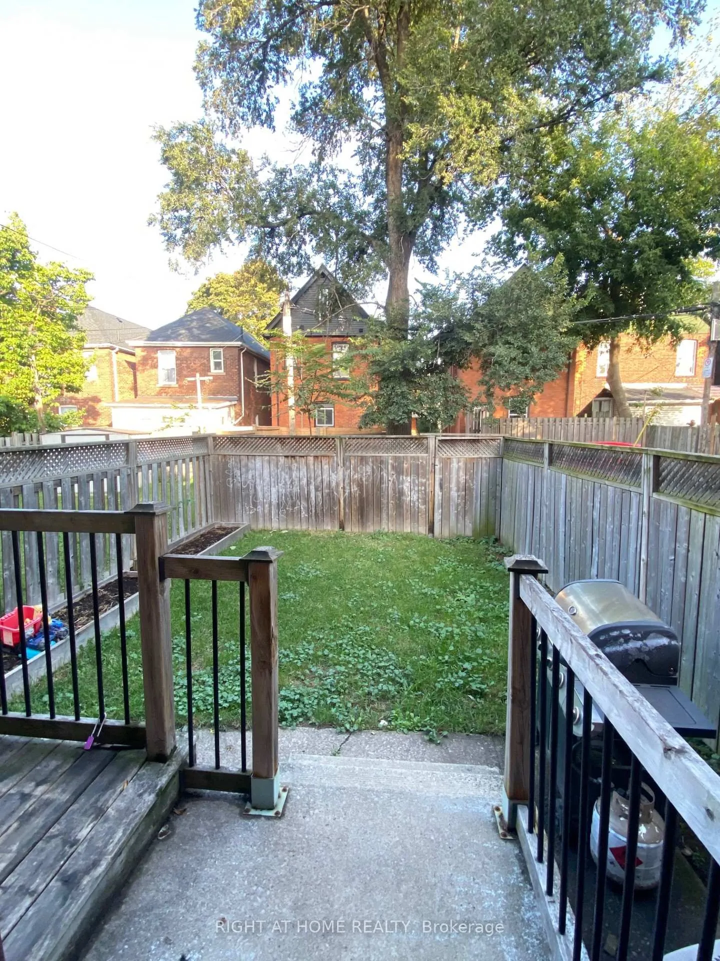 Photo 18 of 60 Arthur Avenue N, Hamilton, Gibson — HOMEH