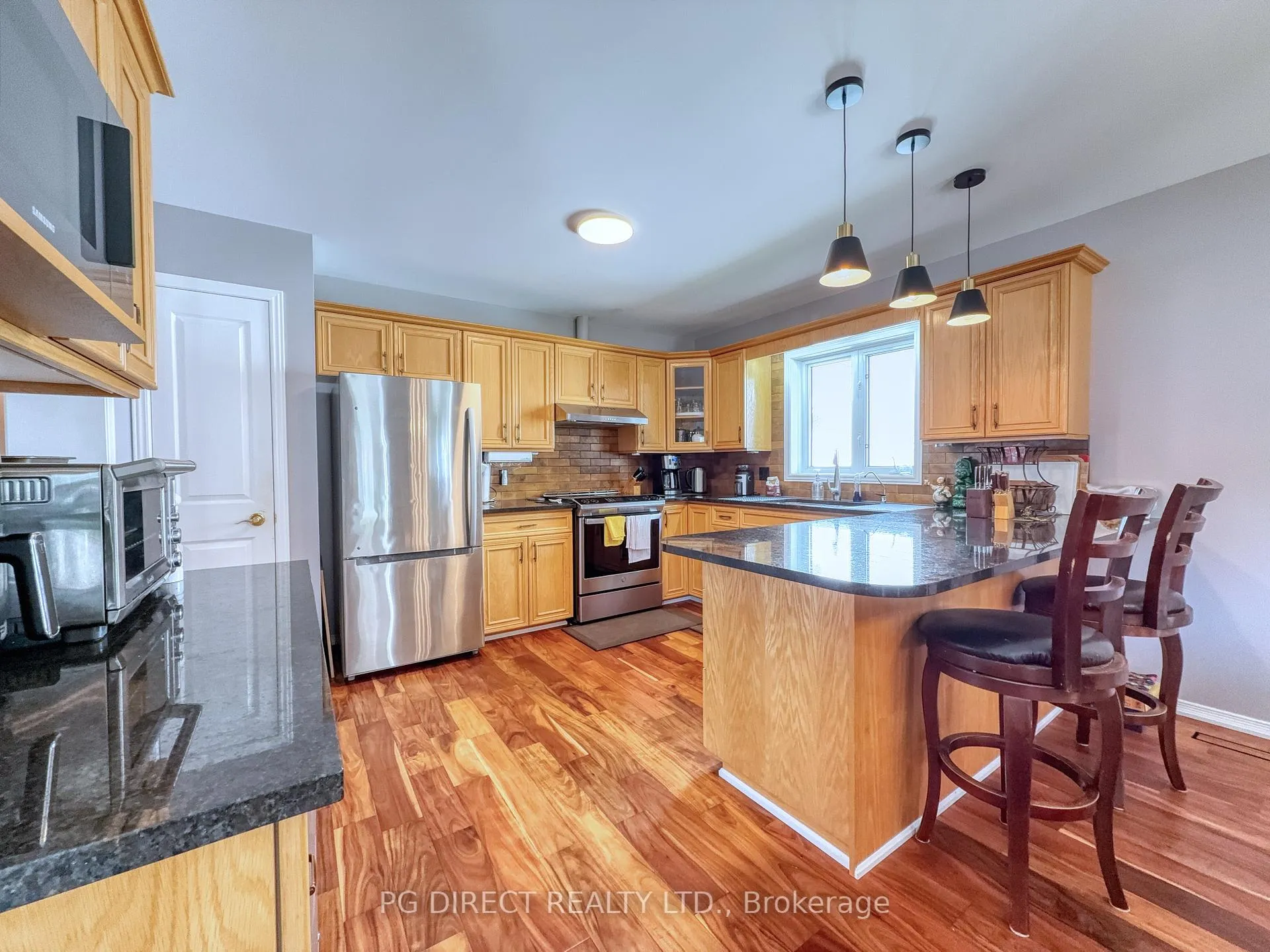 Photo 4 of 113 White Bark Way, Centre Wellington, Belwood — HOMEH