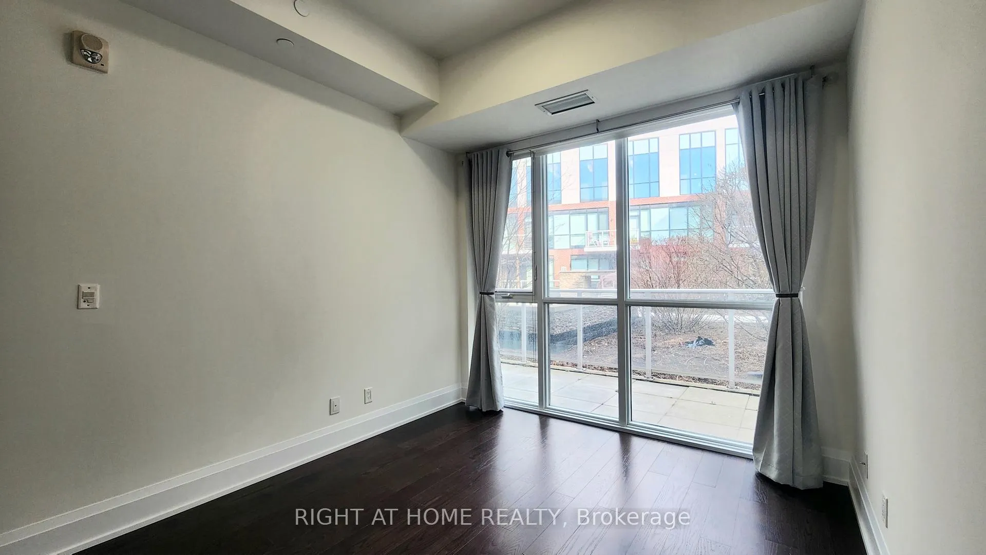 Photo 21 of Unit 210, 20 Fred Varley Drive, Markham, Unionville — HOMEH