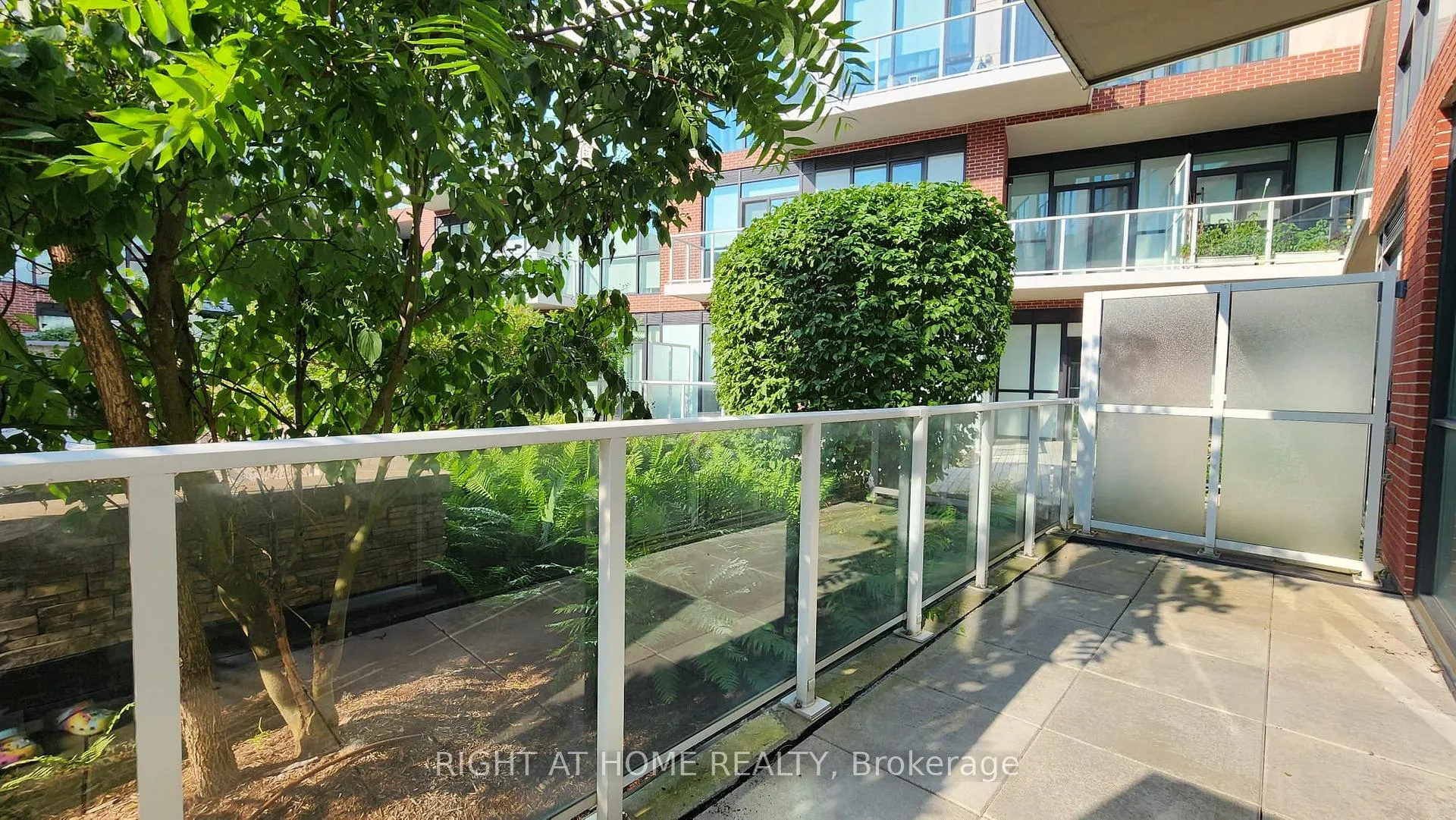 Photo 24 of Unit 210, 20 Fred Varley Drive, Markham, Unionville — HOMEH
