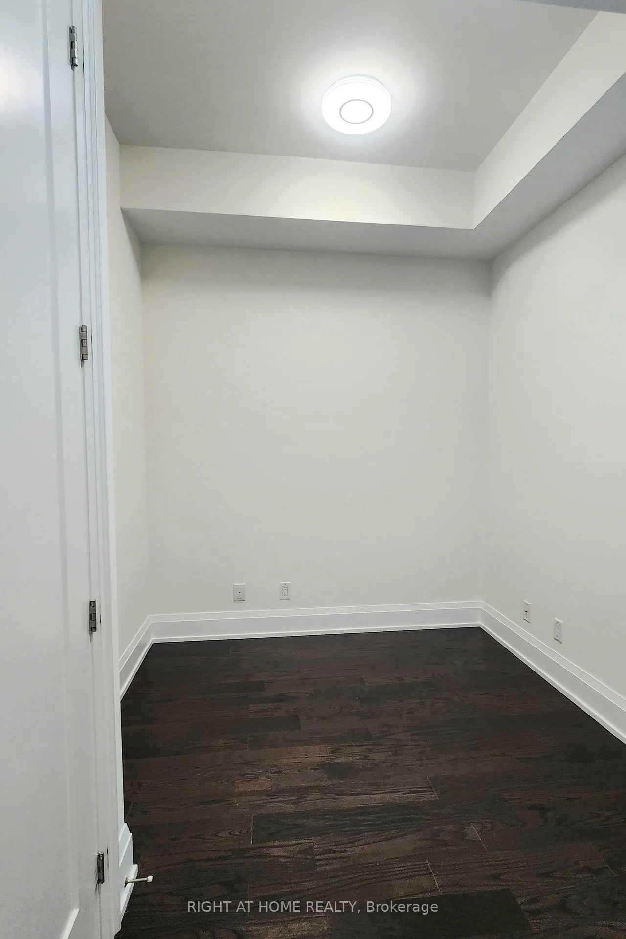 Photo 28 of Unit 210, 20 Fred Varley Drive, Markham, Unionville — HOMEH